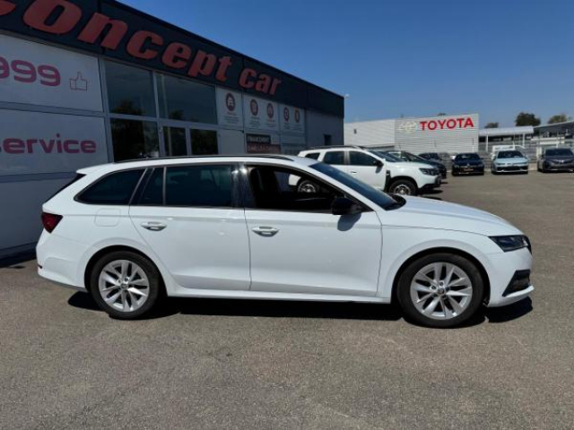 SKODA Octavia combi Style 2.0 TDI 150cv DSG7 + Attelage