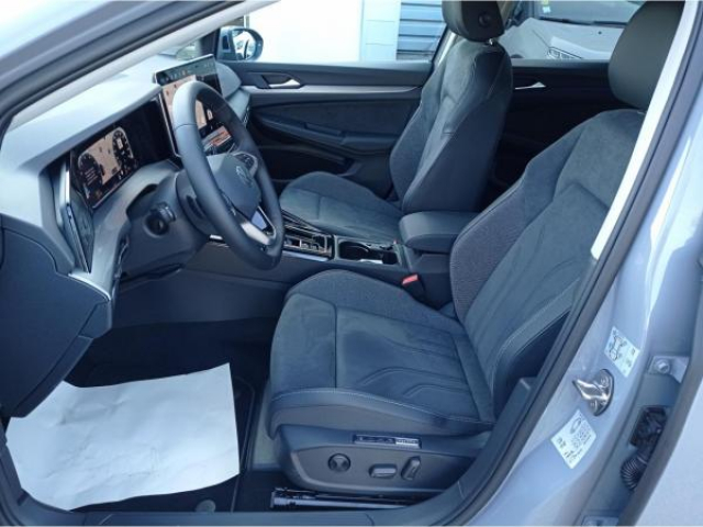 VOLKSWAGEN GOLF Phase 2 Style 1.5 eTSI 116cv DSG7 8.5 + LED MATRIX + Jantes 18 LEEDS + Pack Hiver + NEUF 0KM