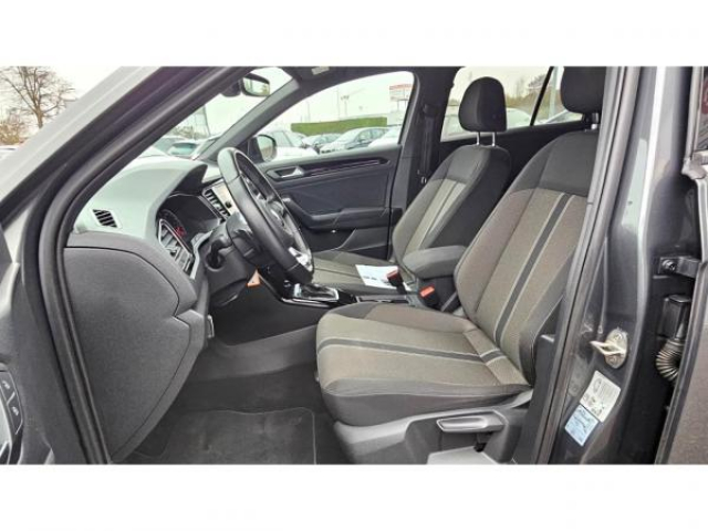 VOLKSWAGEN T-ROC STYLE 2.0 TDI 150cv DSG7 Black Style + Attelage + Camera de recul + Hayon elec + Navigation + JA18