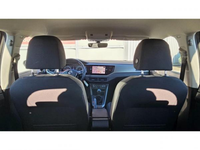 VOLKSWAGEN POLO Lounge 1.6 TDI 95cv + Antibrouillard AV + Radar AV et AR + Discover Media