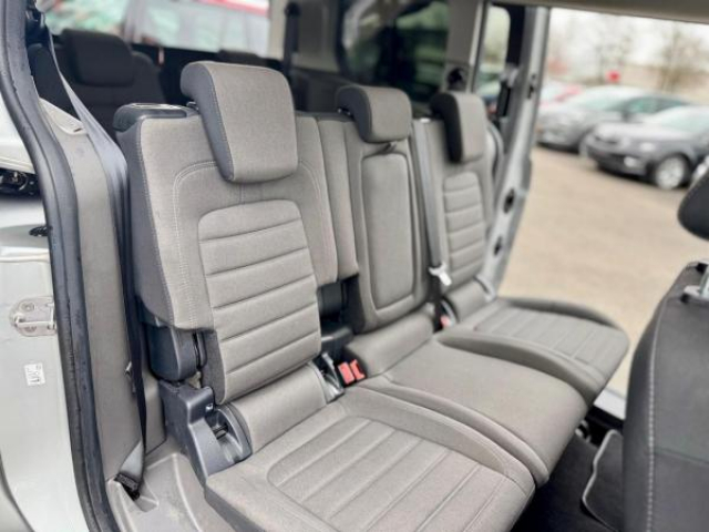 FORD TRANSIT CONNECT/TOURNEO CONNECT GRAND TOURNEO CONNECT Titanium 1.5 EcoBlue 120cv 7 Places + Camera de Recul + Radar AV/AR