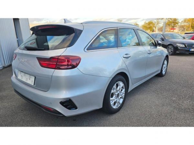 KIA CEE D SPORTSWAGON 1.6 CRDi MHEV 136cv PULSE