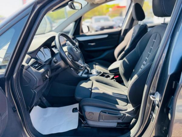 BMW serie 2 gran tourer BUSINESS 218dA BVA + Attelage Amovible