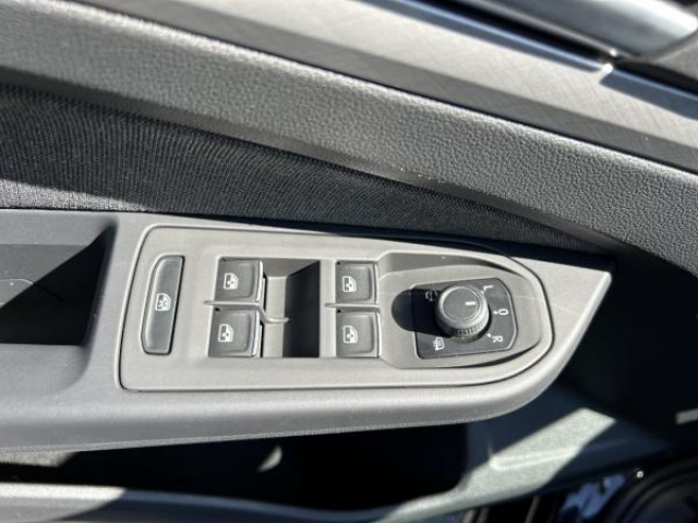 VOLKSWAGEN GOLF Life 1.0 eTSI 110cv DSG7 Inclus DISCOVER MEDIA