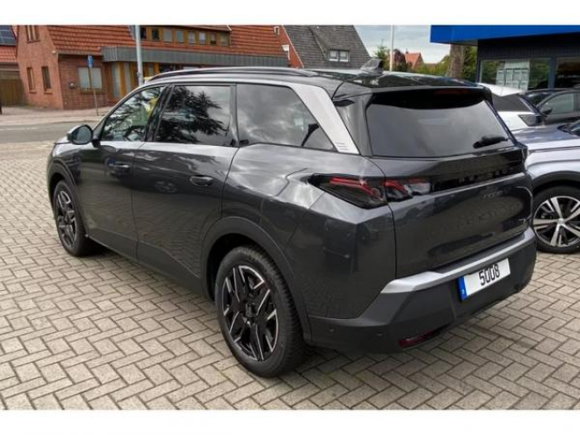 PEUGEOT 5008 GT HYBRID 145cv BVA E-DCS6 7 Places + NEUF 0KM