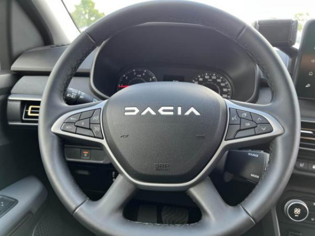 DACIA SANDERO Stepway Extême 1.0 TCe 90cv CVT + Pack Navigation + Sieges AV Chauffants + NEUF 0KM