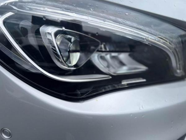 MERCEDES CLA SHOOTING BRAKE CLA 200D 136cv BV7G-DCT + Integration Smartphone + SimiliCuir