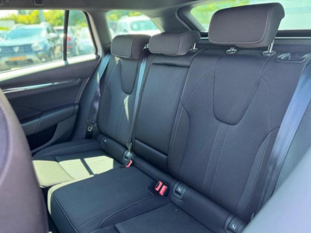 SKODA Octavia combi Style 2.0 TDI 150cv DSG7 + Attelage