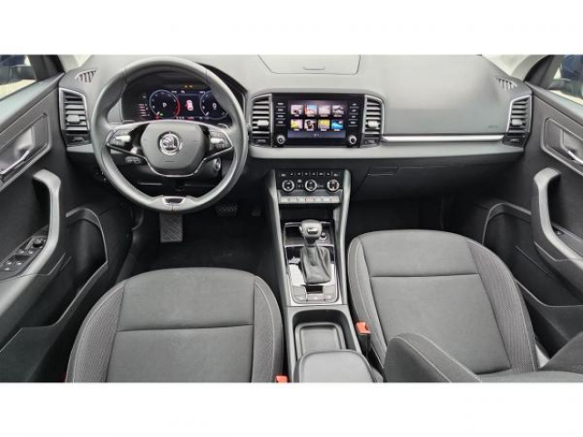 SKODA KAROQ AMBITION 1.5 TSI 150cv DSG7 + Pack Parking + Pack Design + Pack Hiver Plus