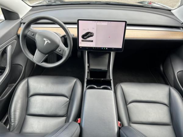 TESLA MODEL 3 RWD Standard Plus 50kWh  TVA RECUPERABLE
