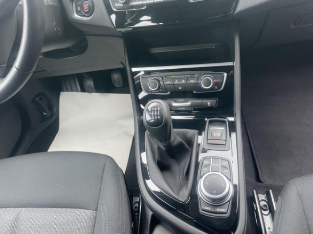 BMW SERIE 2 ACTIVE TOURER Business 216d 116cv