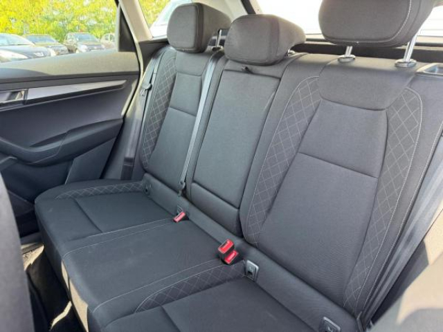 SKODA KAROQ Ambition 1.6 TDI 116cv + Caméra de recul + Sièges avant chauffants