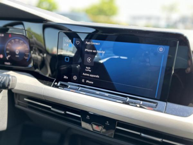 VOLKSWAGEN GOLF Life 1.0 eTSI 110cv DSG7 Inclus DISCOVER MEDIA