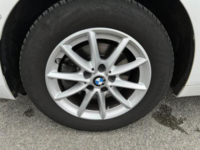 BMW serie 2 gran tourer Advantage 216d 116cv 7 Places + Attelage + Sièges AV chauffants + Intérieur Cuir