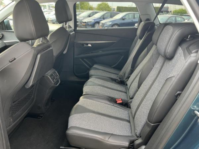 PEUGEOT 5008 Allure 1.5 BlueHDi 130cv