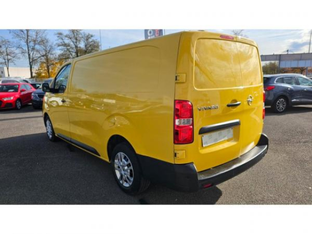 OPEL VIVARO L3H1 2.0 HDi 145cv EAT8 + 3 Places + Camera de Recul + Antibrouillard + Pack GPS + TVA RECUPERABLE