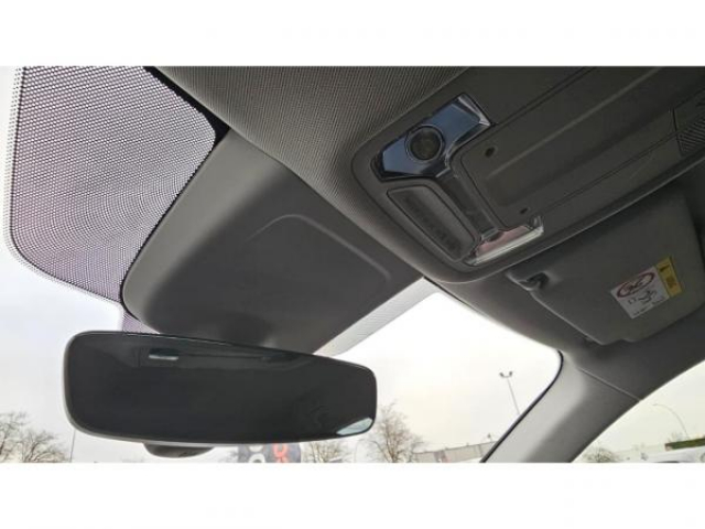 AUDI Q3 SPORTBACK Design 35TDI 150cv S-tronic + MMI Navigation + Audi sound system + JA18