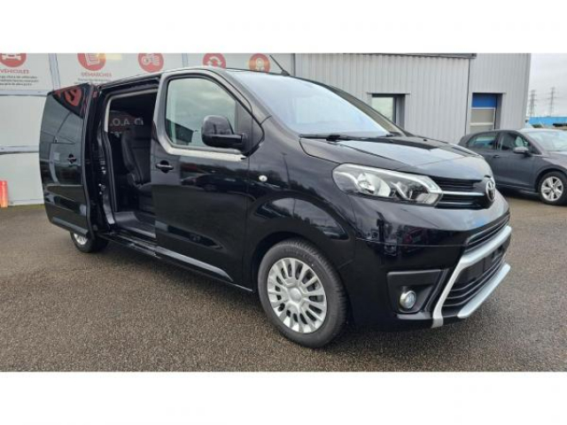 TOYOTA PROACE Verso Verso Long Dynamic 177cv 2.0 D-4D BVA 8places TVA RECUPERABLE PAS DE MALUS