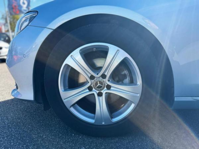MERCEDES CLASSE E BREAK 200d BVA 9G-Tronic + Pack Parking + Pack Navigation + Sièges avant chauffant