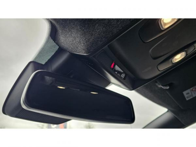 RENAULT CLIO Techno 1.0 Tce 90cv inclus camera de recul + Pack Full Screen + Radar AV