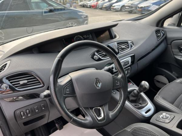 RENAULT SCENIC 1.5 Energy dCi - 110 Euro 6  Bose