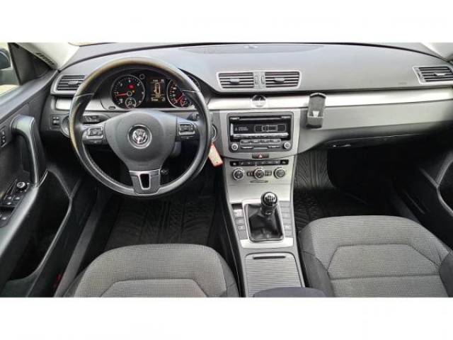 VOLKSWAGEN Passat SW Confortline 1.6TDI 105cv SW