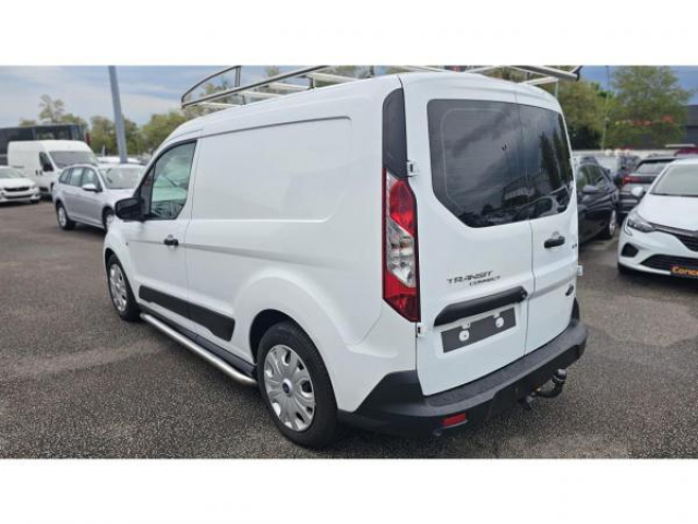 FORD TRANSIT COURIER Trend L1 1.5 TDCi 100cv + Camera de recul + GPS + Attelage + Galerie de toit + TVA RECUPERABLE