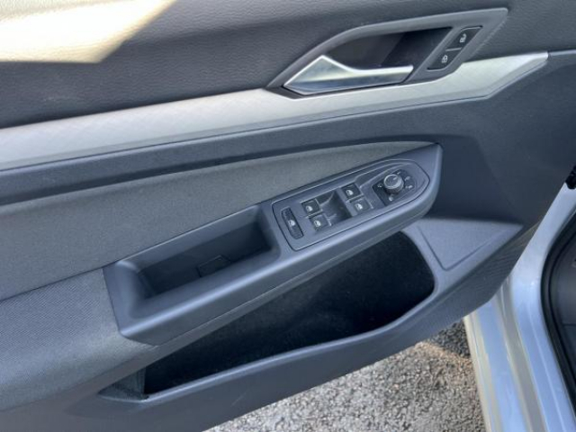 VOLKSWAGEN Golf SW Life 2.0 TDI 116cv + Harman Kardon + Camera de recul + Keyless Advanced + Discover Media