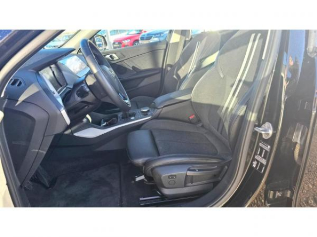 BMW SERIE 1 Advantage Pack Business 116d + Toit ouvrant + Navigation Pro + HIFI + Sièges av chauffants