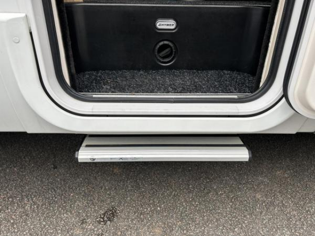 HYMER ML-T HYMER 570 4x4 V6 3.0l 419 CDi 190 CV BVA 7G-TRONIC TVA RECUPERABLE