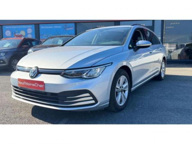 VOLKSWAGEN Golf SW LIFE 1.0 eTSI 110cv DSG7 + Caméra de recul  + Vitres arrière surteintées + RS