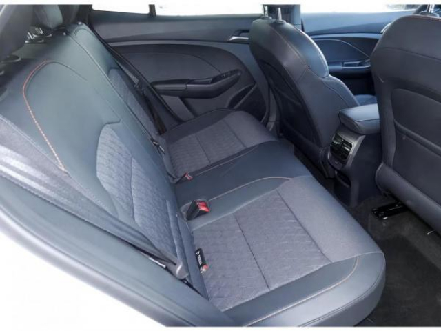 MG MOTOR MG3 Luxury 1.5 Hybrid+ 195cv inclus Caméra 360 + similicuir + NEUF 0KM