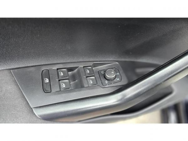 VOLKSWAGEN POLO LIFE 1.0 TSI 95cv DSG7 + Digital Cockpit Pro + Clim Auto + Camera de Recul + Jantes Alu
