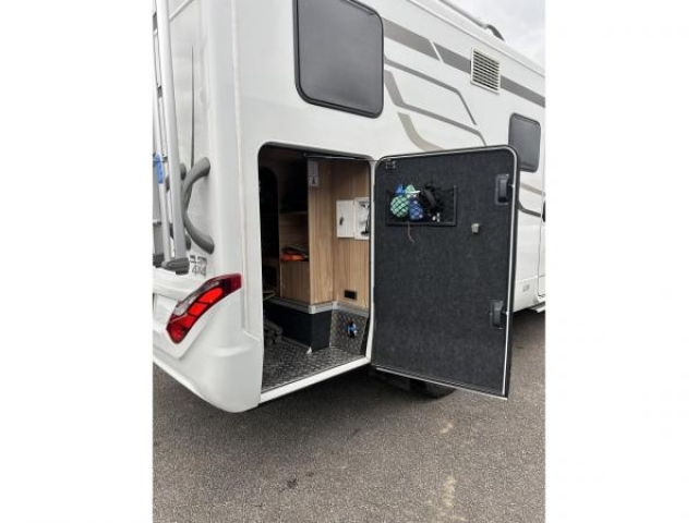 HYMER ML-T HYMER 570 4x4 V6 3.0l 419 CDi 190 CV BVA 7G-TRONIC TVA RECUPERABLE