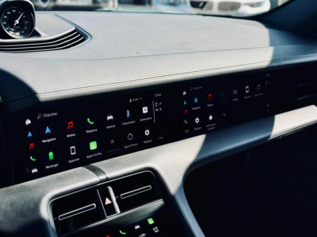 PORSCHE Taycan Cross Turismo 4  Exclusive Manufaktur 93,4 kWh 476cv + MATRIX + Ecran Passager + Toit pano + Pack Chrono
