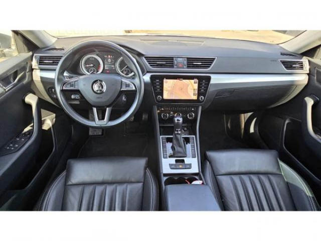 SKODA SUPERB COMBI BUSINESS 1.6 TDI 120cv DSG7 + Sellerie Cuir + Sièges avant chauffants + Roue de secours