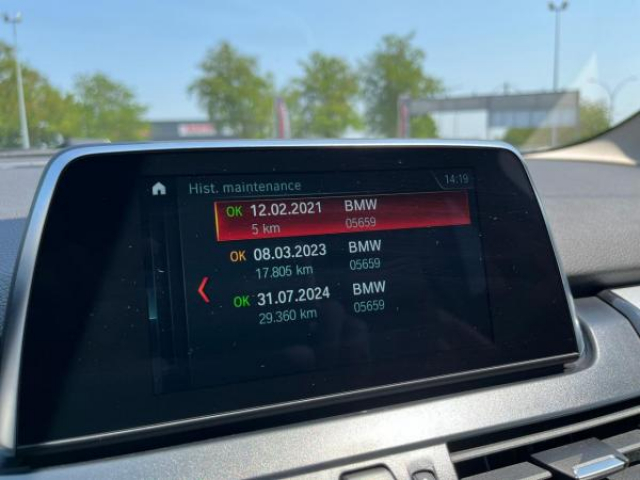 BMW serie 2 gran tourer Avantage Business Edition 216dA 7 Places + Sellerie cuir + Sièges AV Chauffant