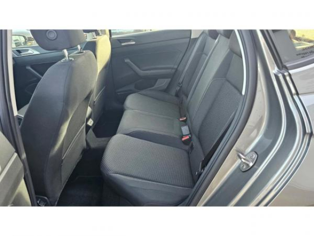 VOLKSWAGEN POLO Comfortline 1.6 TDI 95cv + Régulateur de vitesse ACC + Discover Media + Roue de Secours