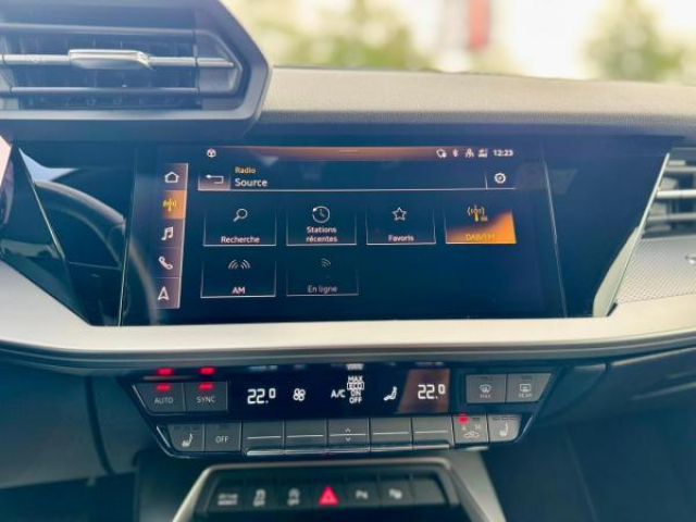 AUDI A3 berline Business Line 35 TDI 150cv S-tronic + Audi Sound System + Virtual cockpit plus + Cuir + Carplay