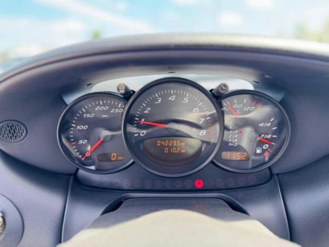 PORSCHE BOXSTER TYPE 986 CABRIOLET 2.7i 220cv Tiptronic