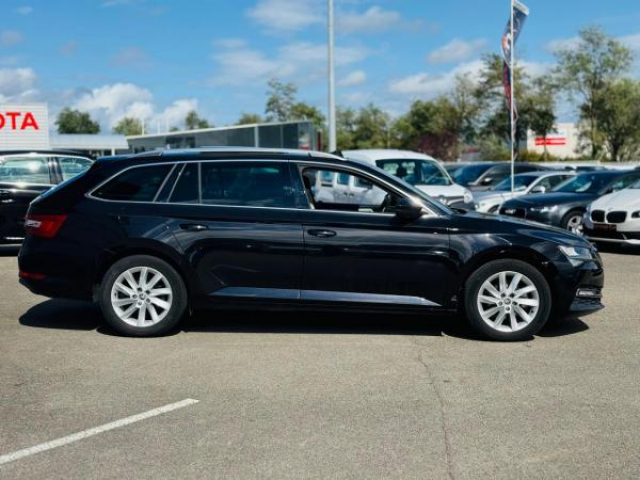 SKODA SUPERB Style 2.0 TDI 150cv DSG7+Toit pano+Sound CANTON+Sièges av/ar chauff+Attelage Elec