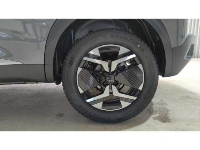 PEUGEOT 2008 GT Hybrid 136cv e-DCS6+Pack Vision Navigation Drive Assist Plus+Toit ouvrant+NEUF 0KM