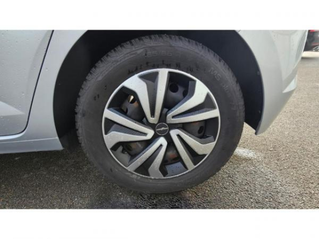 VOLKSWAGEN POLO Confortline 1.6 TDI 95cv DSG7 + Radar AV et AR + Détecteur Angle mort + Antibrouillard AV