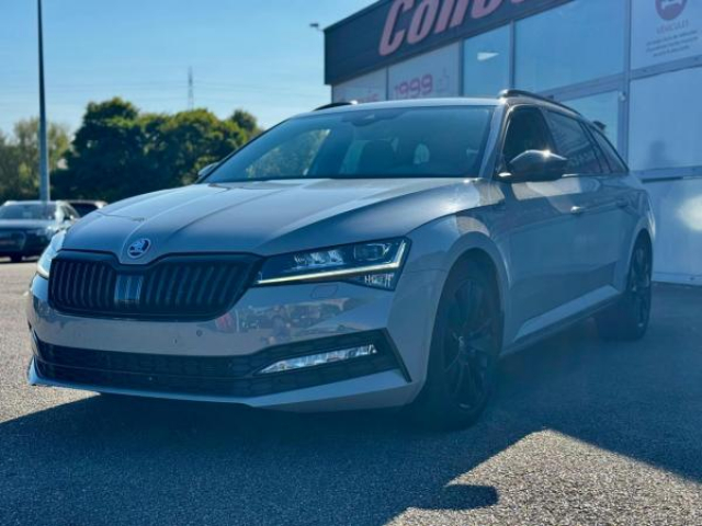 SKODA SUPERB COMBI Sportline 4x4 2.0 TDI 190cv DSG7 + Clim Tri-zone + Sièges av et ar chauffants + Volant Chauff
