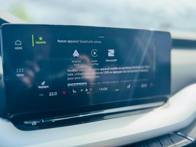 SKODA Octavia combi Ambition 2.0 TDI 116cv DSG7 + Camera de Recul + Sieges AV Chauffant + Roue de Secours