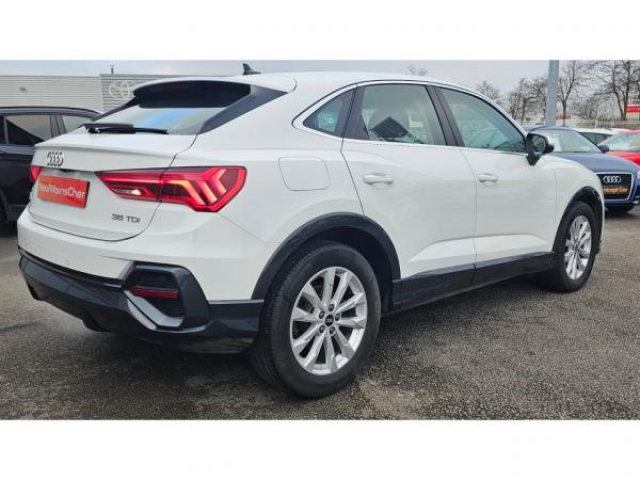 AUDI Q3 SPORTBACK Design 35TDI 150cv S-tronic + MMI Navigation + Audi sound system + JA18