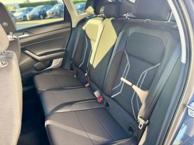 VOLKSWAGEN TAIGO LIFE 1.0 TSI 110cv + Caméra de recul + Clim Auto + Digital Cockpit + RS