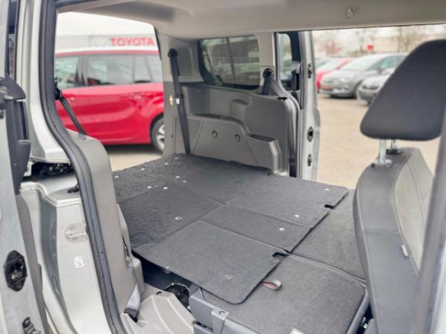 FORD TRANSIT CONNECT/TOURNEO CONNECT GRAND TOURNEO CONNECT Titanium 1.5 EcoBlue 120cv 7 Places + Camera de Recul + Radar AV/AR