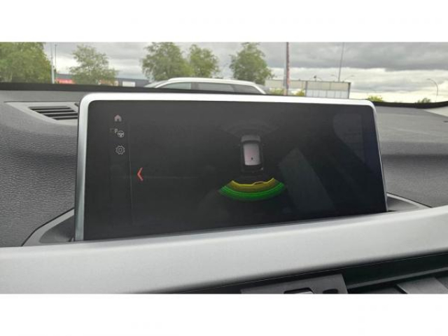BMW X1 Lounge 16dA + Harman Kardon + Attelage Amovible + Sieges AV Chauffant