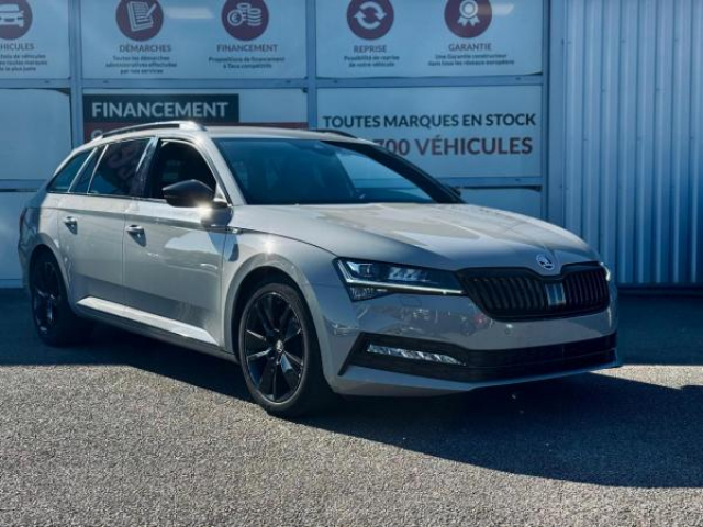 SKODA SUPERB COMBI Sportline 4x4 2.0 TDI 190cv DSG7 + Clim Tri-zone + Sièges av et ar chauffants + Volant Chauff